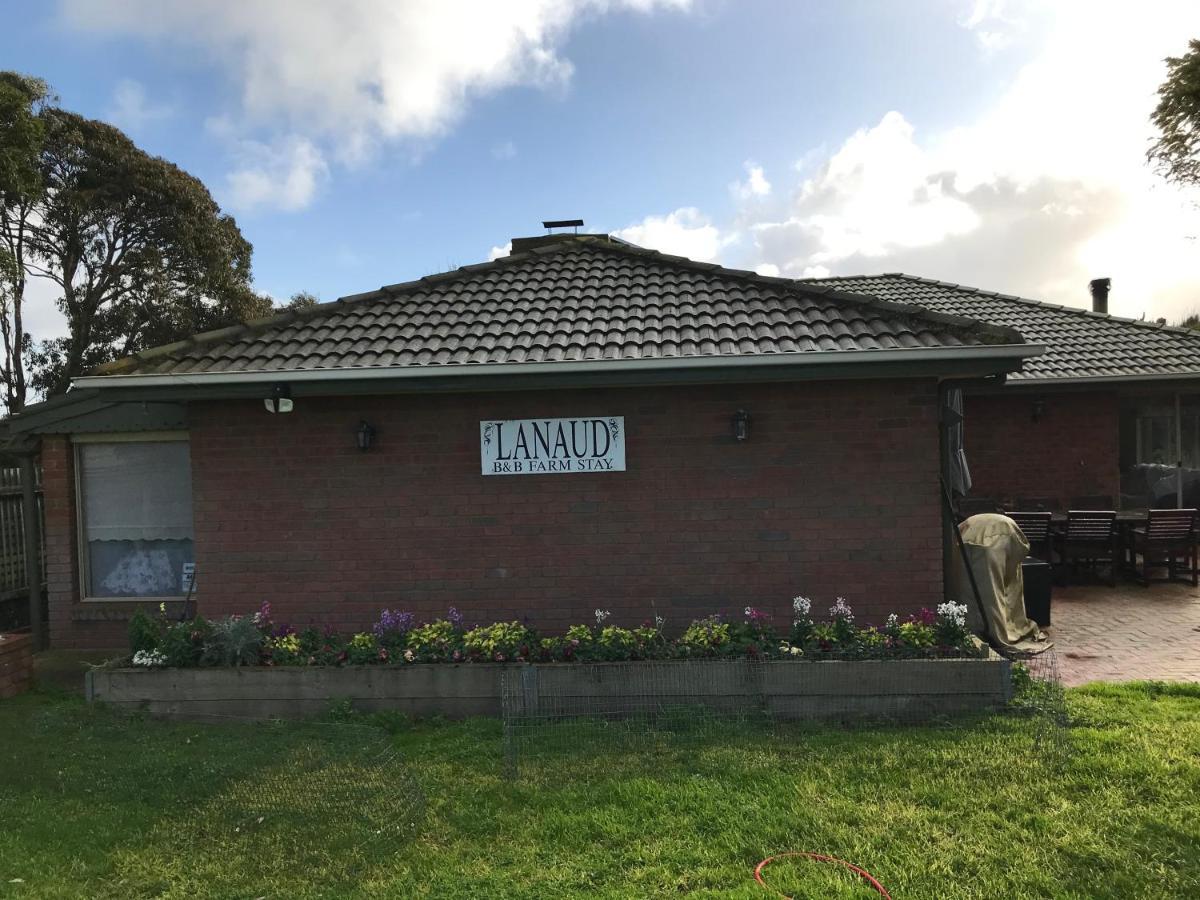 Lanaud Farm Stay Allansford Exterior photo
